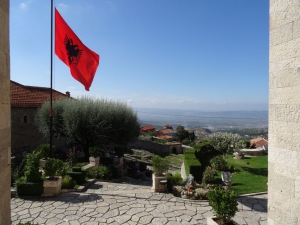 Kruja: Hunyadi János albán barátja, Szkander bég várában