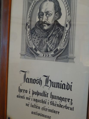 Hunyadi János albán szövetségese várában, Krujaban